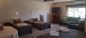 Beachport Motor Inn