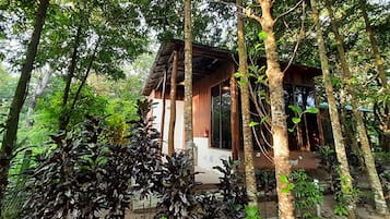 Standard Cottage