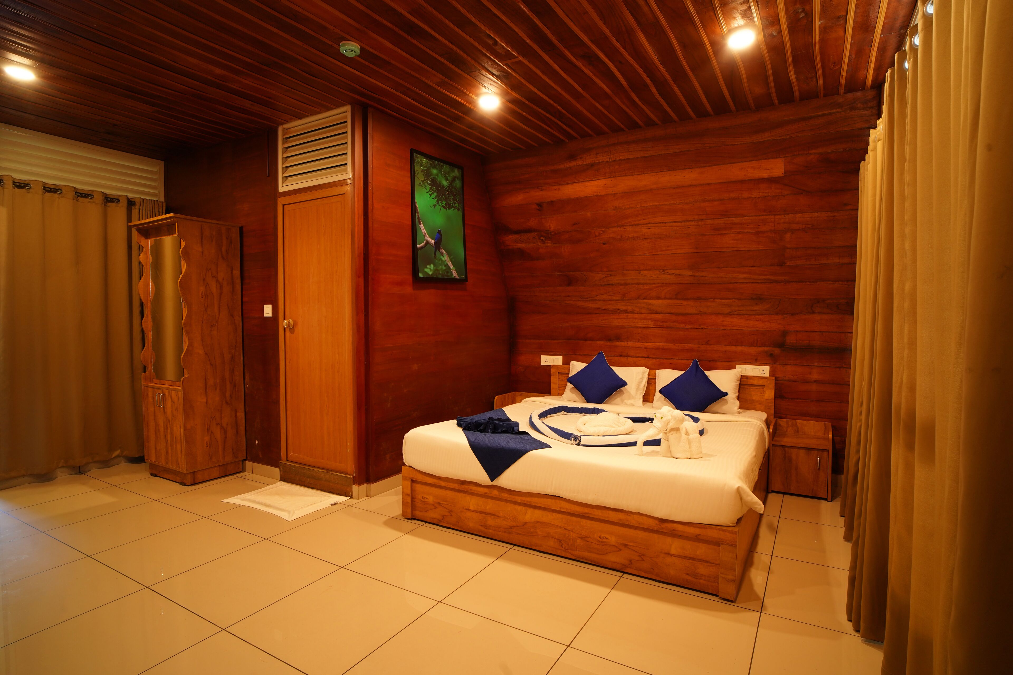 Classic Room | Soundproofing, free WiFi