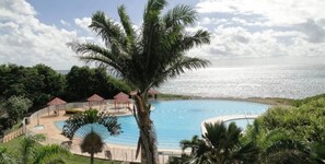 Pool - L'oiseau du Paradis Studio vue mer (Saint-François)