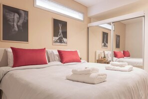 1 sovrum, skrivbord, strykjärn/strykbräda och wi-fi