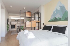 1 chambre, bureau, fer et planche à repasser, Wi-Fi