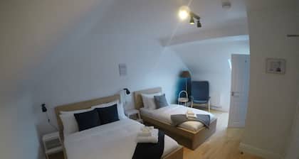 Triple room with ensuite bathroom