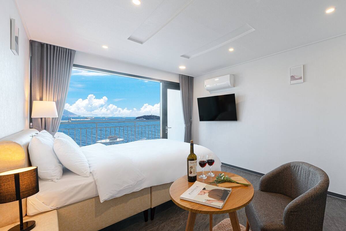 Deluxe Double Room, 1 Bedroom, Terrace, Sea View
