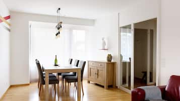 Comfort Apartment | In-room dining