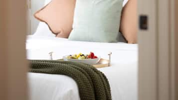 2 slaapkamers, een bureau, een strijkplank/strijkijzer, wifi