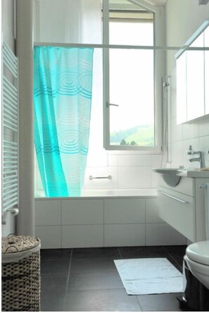 City-Apartment | Badezimmer
