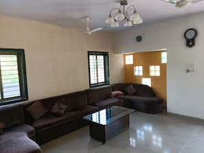 4 bedrooms - Vue Villa (Igatpuri)