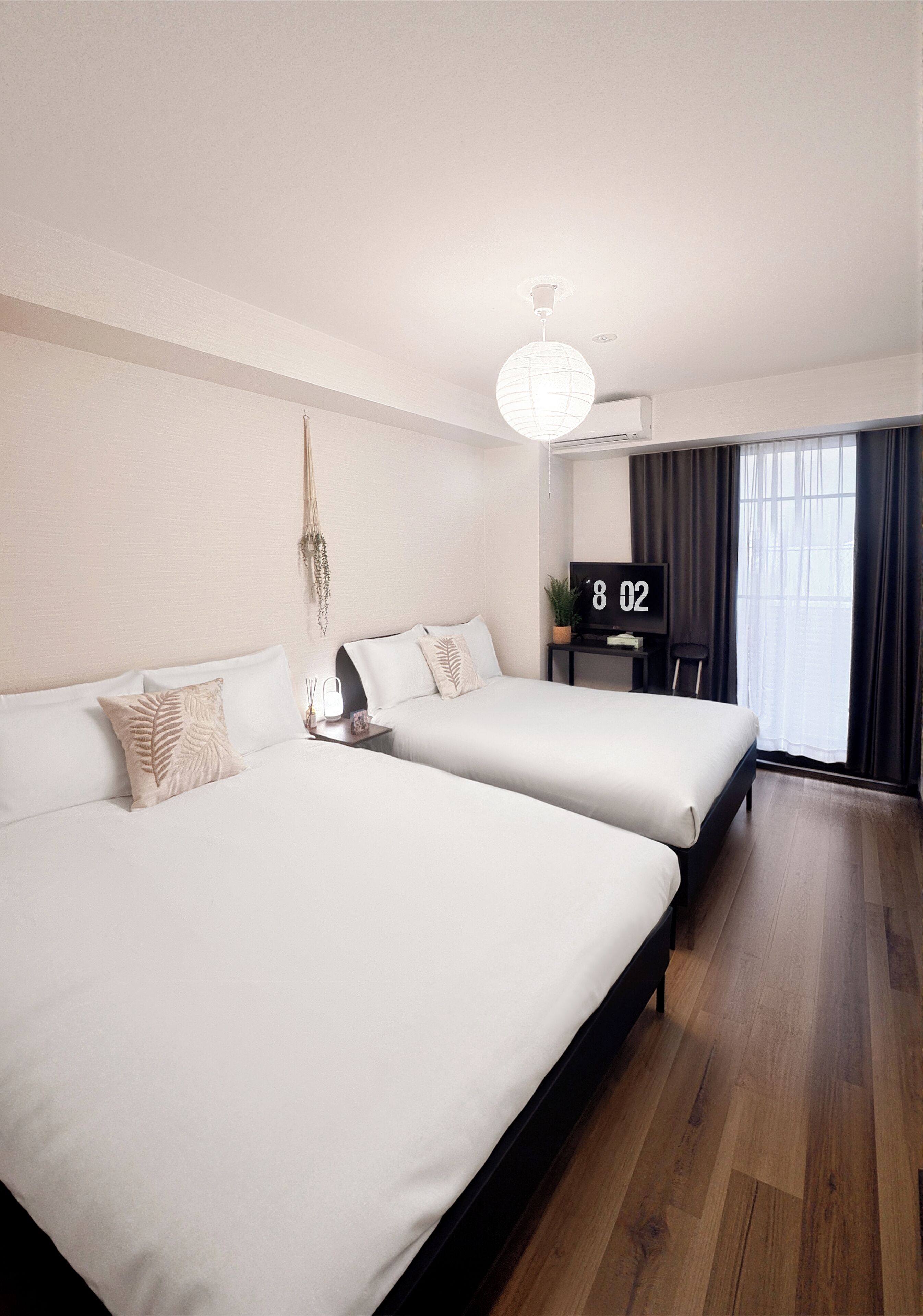 City Apartment | Desk, free WiFi, bed sheets