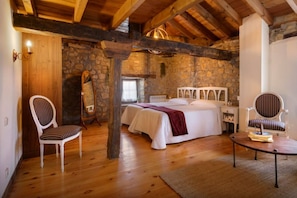 6 bedrooms