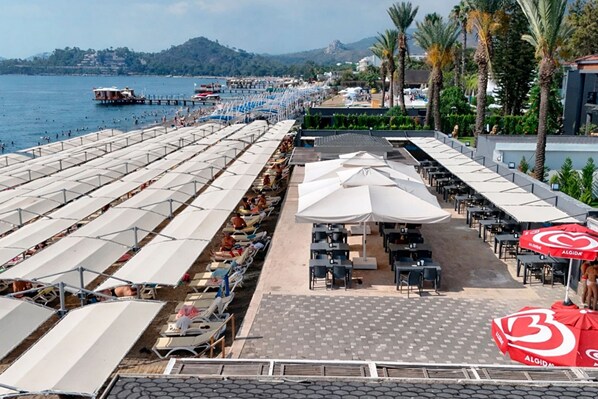 Beach bar