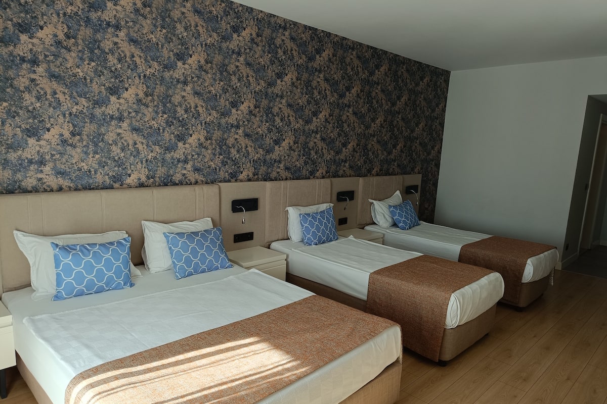 Standard-Vierbettzimmer