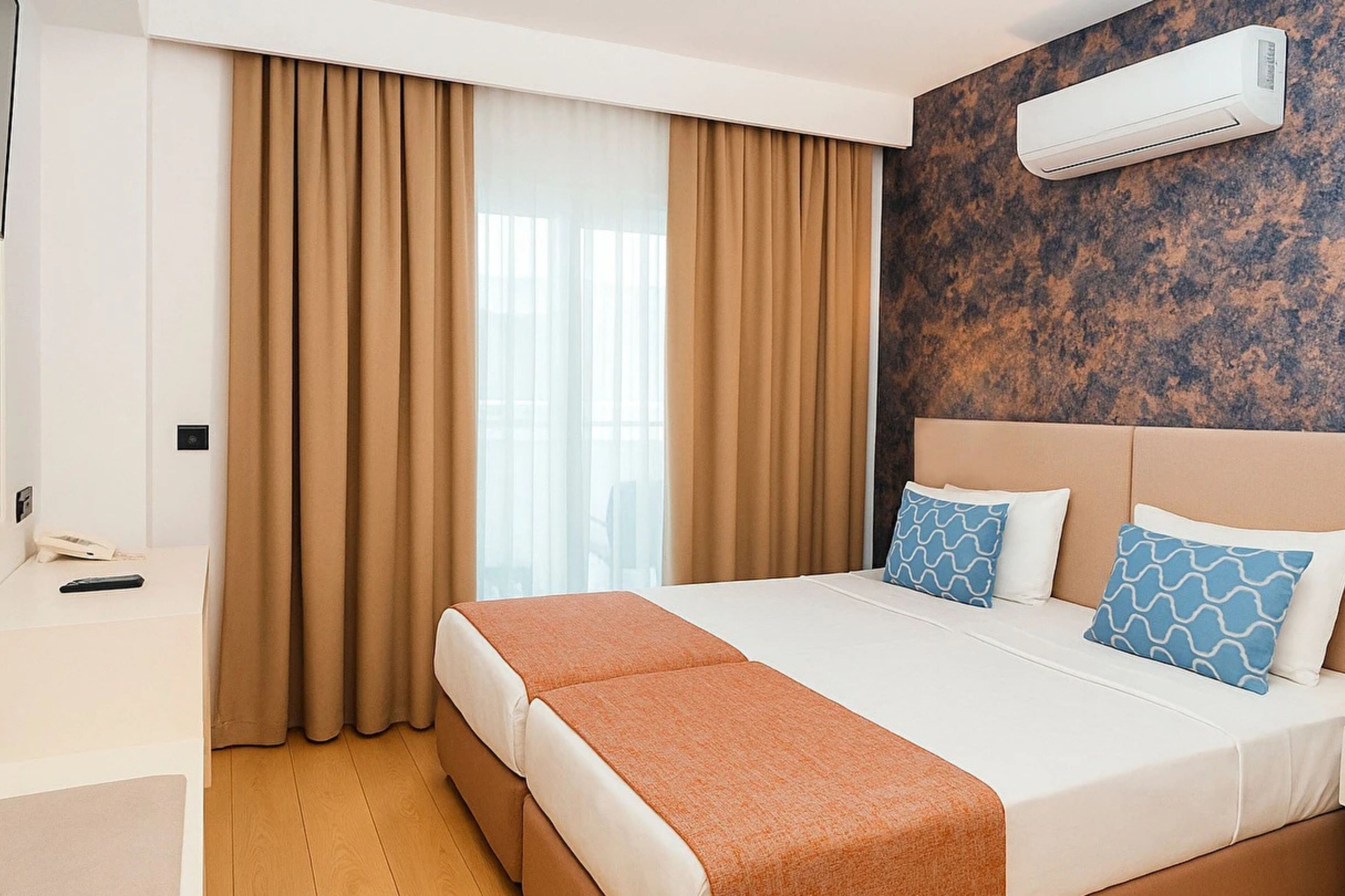 Premium bedding, minibar, in-room safe, laptop workspace