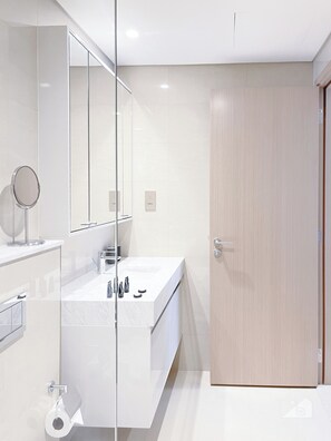 Appartement (1 Bedroom) | Badkamer