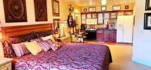 1 bedroom, iron/ironing board, free WiFi, bed sheets - Gorgeous turn key apartment located in Lake Las Vegas Resort on golf course (Henderson)