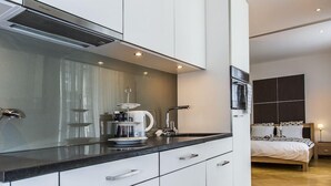 Uklassifisert bilde, 2 av 28, knapp