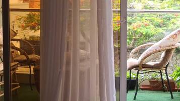Apartamento Deluxe | Balcón