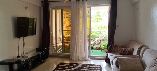 Deluxe Apartment | Living area