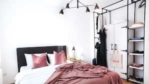 Executive Penthouse, 1 Bedroom, City View | 1 bedroom, premium bedding, desk, laptop workspace - Nest -  Müllerstrasse (Zürich)