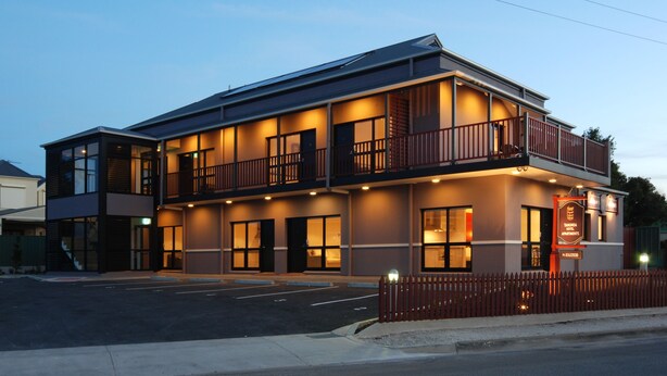 Unclassified image, 1 of 12, button - Tanunda Hotel Apartments  (Tanunda)