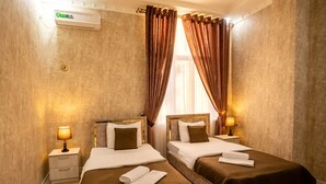 Basic Twin Room - Osiyo Plaza Hotel (Samarkand)