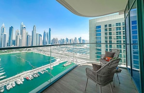 Luxury Apartment | Balcony