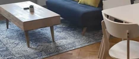 Basic Apartment, Multiple Beds | 1 bedroom, iron/ironing board, bed sheets