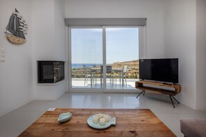 Smart TV, fireplace - Aegean Colors Tinos (Tinos)