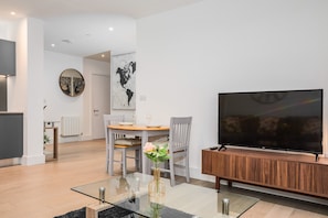 Apartment, Multiple Beds | Living area - Impeccable 3-bed Apartment in London (London)