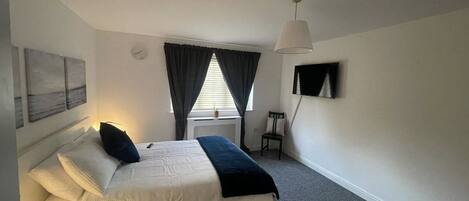 公寓, 2 張加大雙人床 | 2 間臥室、免費無線上網、床單