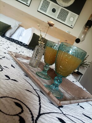 1 bedroom, desk, iron/ironing board, free WiFi