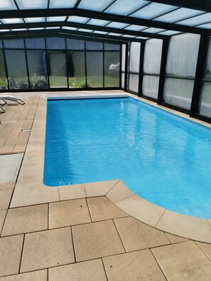 Indoor pool, a heated pool - Gite de la Bourbatte - Spa Sauna Piscine - 10p - 15 min Gerardmer & La Bresse (Gerbamont)