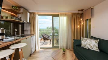 Suite | Living area