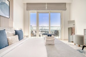 2 bedrooms, iron/ironing board, Internet, bed sheets - Sea and Skyline Views | Private Beach Access | 2BR (Dubai)