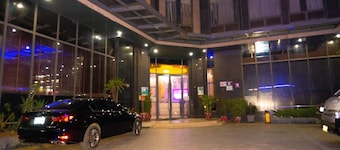 机场金郁金香酒店