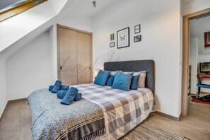 3 habitaciones, tabla de planchar con plancha y wifi gratis