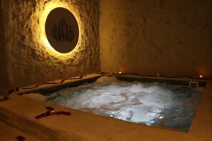 Bastu, bubbelpool och ångbastu