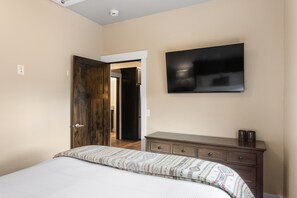 2 室のベッドルーム、アイロン / アイロン台、旅行用ベビーベッド、WiFi