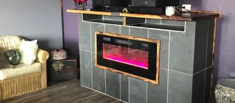 Home less than 5 minutes to the Beach at Elephant Butte!