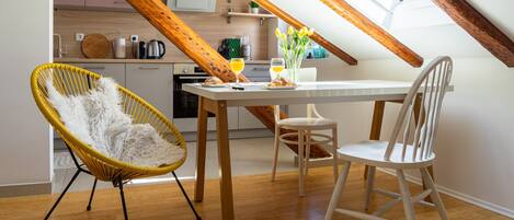 Appartement (Apartman) | Restauration dans la chambre