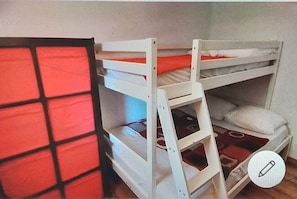 1 bedroom, iron/ironing board, WiFi