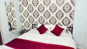 Economy Room | 1 bedroom, free WiFi