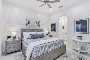 3 bedrooms, desk, iron/ironing board, WiFi