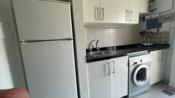 Apartment, 1 Bedroom, Smoking, Balcony | Interior