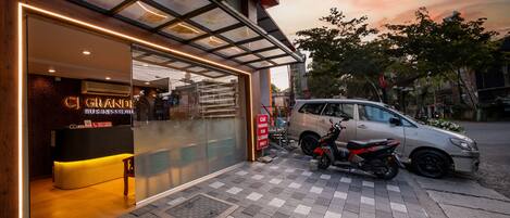 Fachada de la propiedad