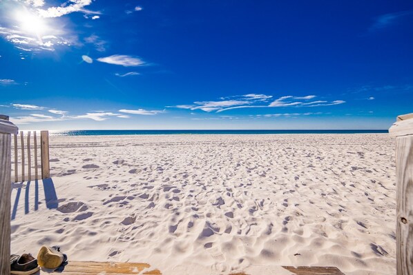 Appartement, 3 slaapkamers | Strand | Accommodatie ligt op het strand