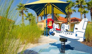 Children's area - Sunnyside Villa 6 Bedroom Home by RedAwning (Kissimmee)