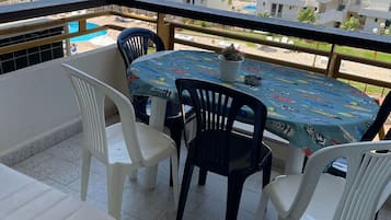 Condo, 1 habitación, para fumadores, balcón | Balcón