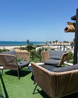 Lunch and dinner served, beach views 