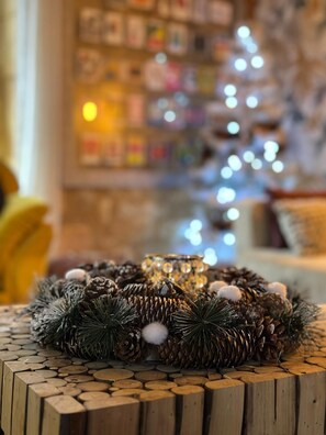 Interior detail - Charming country house in Coulaures with WiFi (Coulaures)